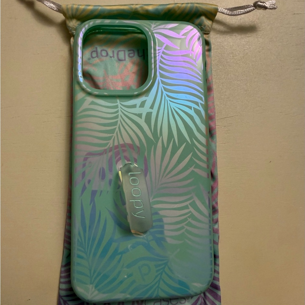 Loopy Case Iridescent Green and Purple Leaf Pattern